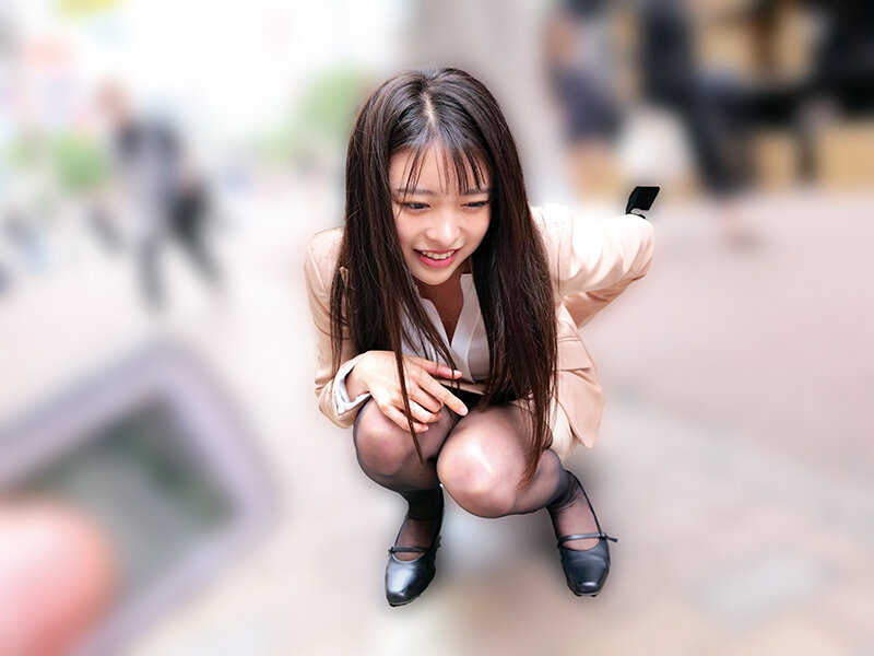 素人美少女とリモコンバイブお散歩10-黒パンストOL編-「もう我慢できません…//」人ごみの中、黒パンスト美脚ガクブル震わせイキまくってしまうOLたち！人生初の羞恥プレイでまさかのエロスイッチオン！車移動中も大胆カーオナニー！最後はホテルで心行くまで生セックス！