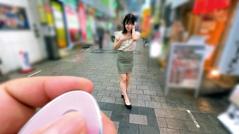 「素人美少女とリモコンバイブお散歩 6 ーSBY&SGN区編ー「もう我慢できません…//」人混みの中ビクビク震えてイキまくってしまう女子たち!人生初の羞恥プレイでまさかのエロスイッチオン!車移動中も大胆カーオナニー!最後は近くのスタジオで心行くまで生セックス!」天馬ゆい