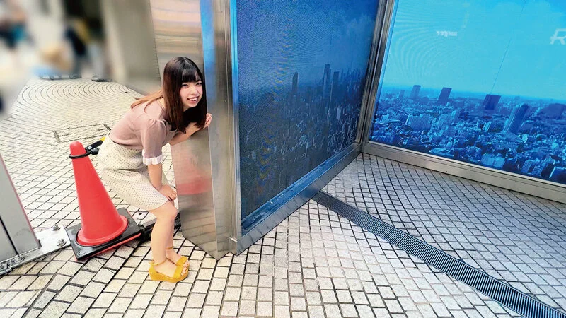 「素人美少女とリモコンバイブお散歩 6 ーSBY&SGN区編ー「もう我慢できません…//」人混みの中ビクビク震えてイキまくってしまう女子たち!人生初の羞恥プレイでまさかのエロスイッチオン!車移動中も大胆カーオナニー!最後は近くのスタジオで心行くまで生セックス!」森下ことの